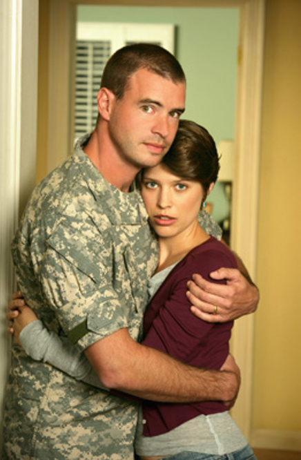 Still of Scott Foley and Audrey Marie Anderson in Specialusis burys (2006)