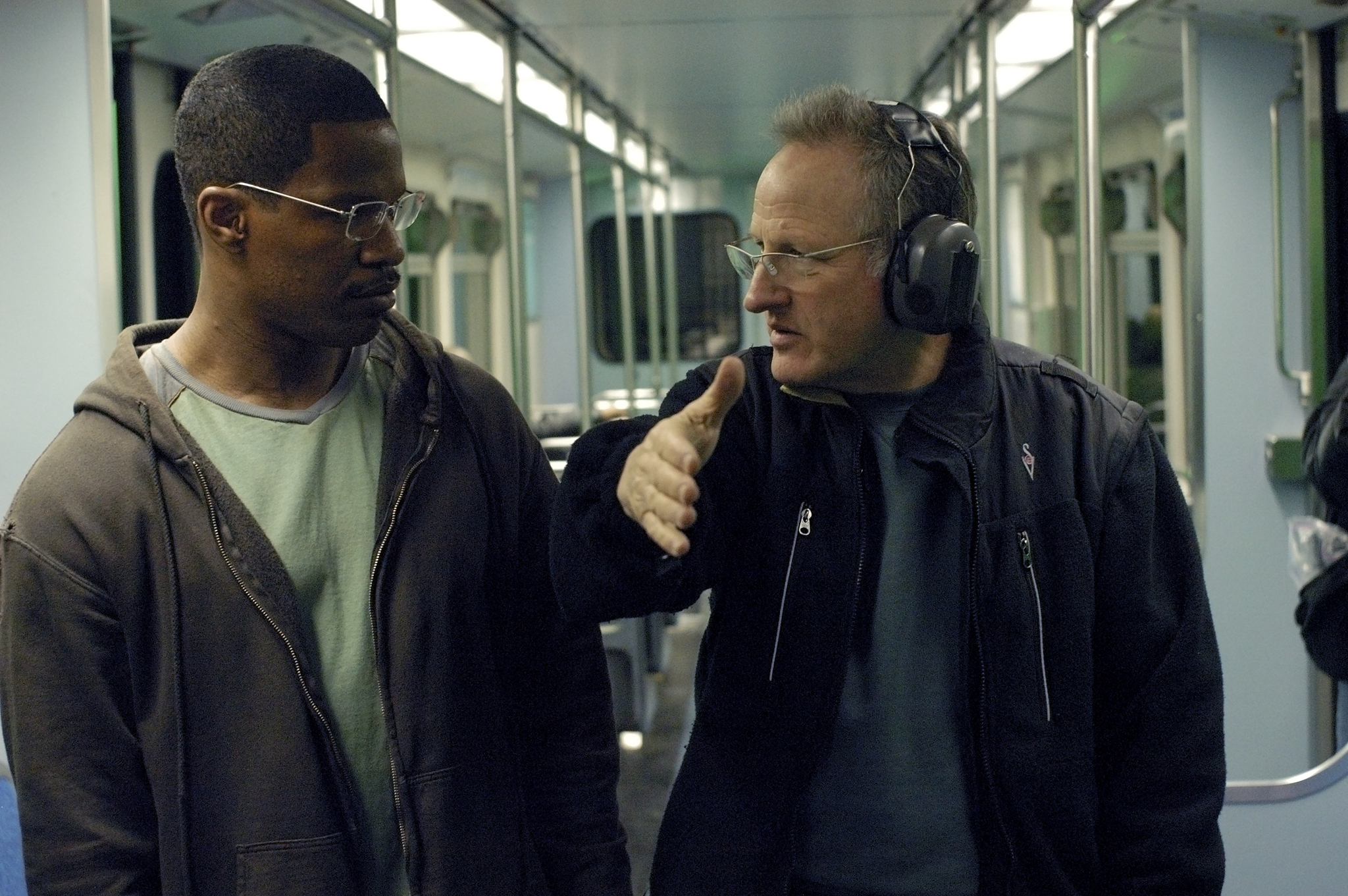 Still of Michael Mann and Jamie Foxx in Nakties ikaitas (2004)