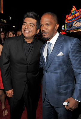 Jamie Foxx and George Lopez at event of Valentino diena (2010)