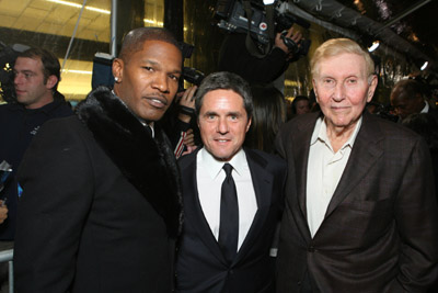 Jamie Foxx, Brad Grey and Sumner Redstone at event of Dreamgirls (2006)