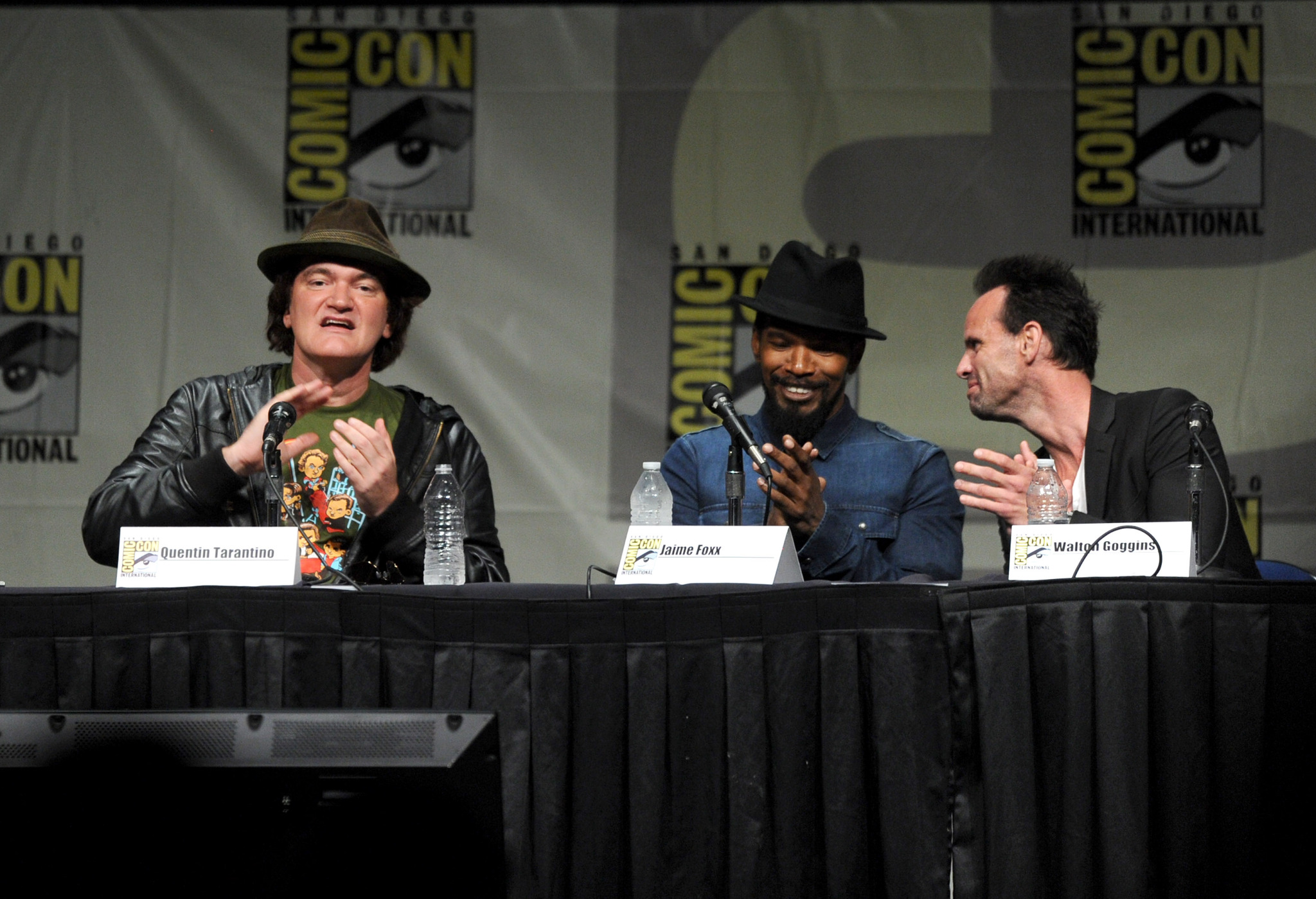 Quentin Tarantino, Jamie Foxx and Walton Goggins at event of Istrukes Dzango (2012)