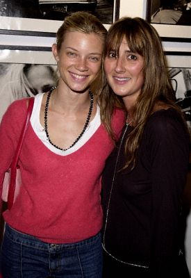 Anna Getty and Amy Smart