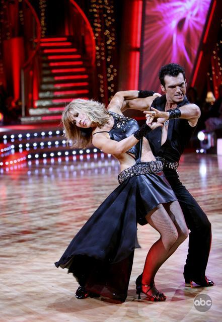 Still of Leeza Gibbons in Dancing with the Stars (2005)