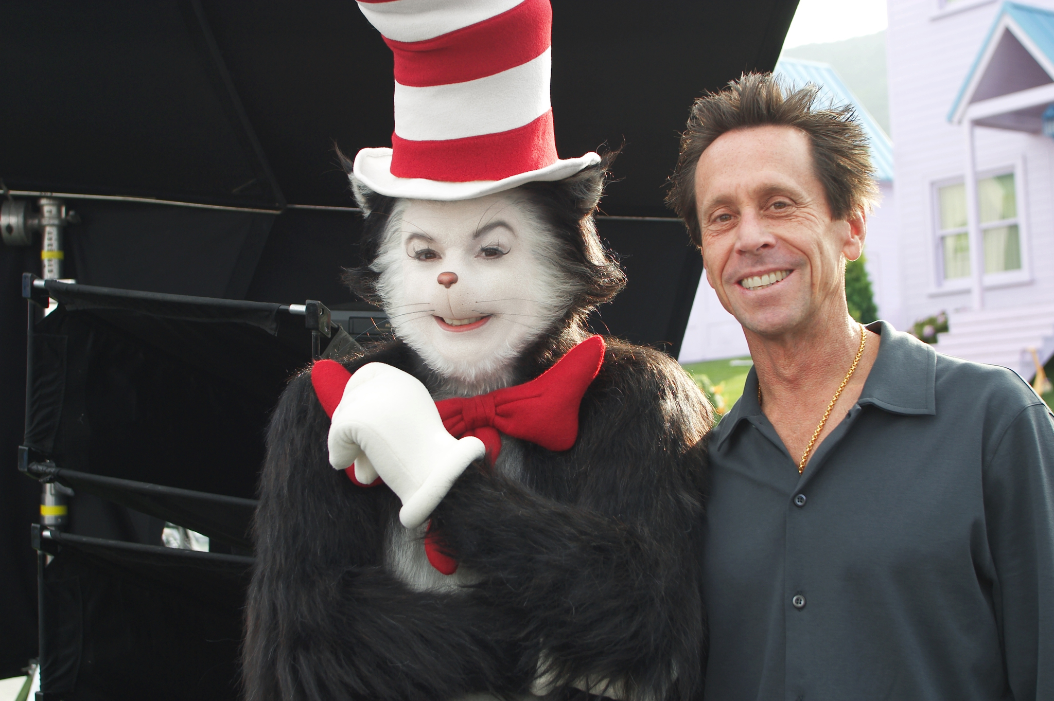 Mike Myers and Brian Grazer in Dr. Seuss' The Cat in the Hat (2003)