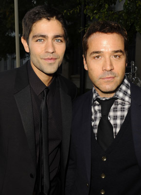 Adrian Grenier and Jeremy Piven at event of Entourage (2004)