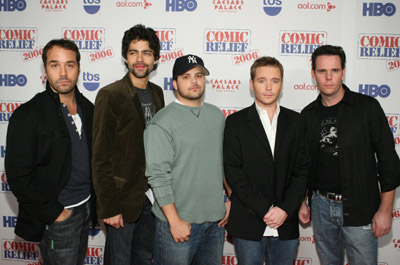 Kevin Dillon, Adrian Grenier, Jeremy Piven, Kevin Connolly and Jerry Ferrara at event of Comic Relief 2006 (2006)