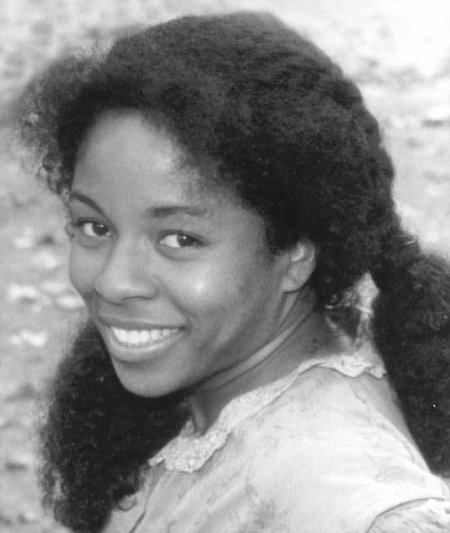 Still of LisaGay Hamilton in Beloved (1998)