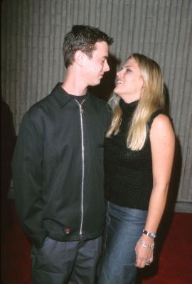 Colin Hanks and Busy Philipps at event of Klyksmas 3 (2000)