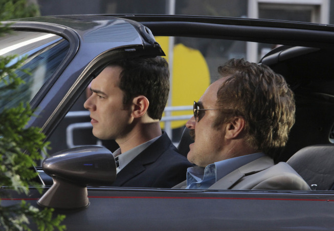 Still of Colin Hanks and Bradley Whitford in The Good Guys (2010)