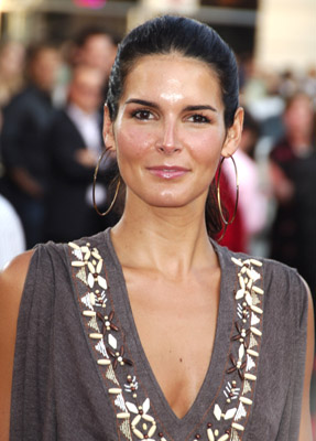 Angie Harmon at event of Miami Vice (2006)