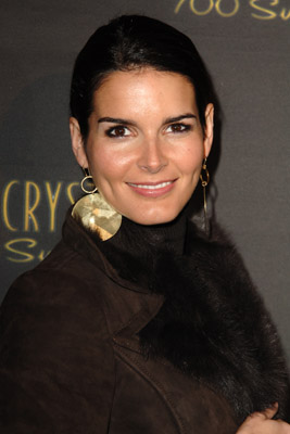 Angie Harmon