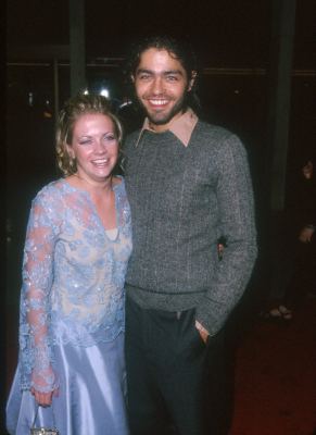 Adrian Grenier and Melissa Joan Hart at event of Drive Me Crazy (1999)
