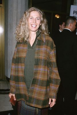 Sophie B. Hawkins at event of The Contender (2000)
