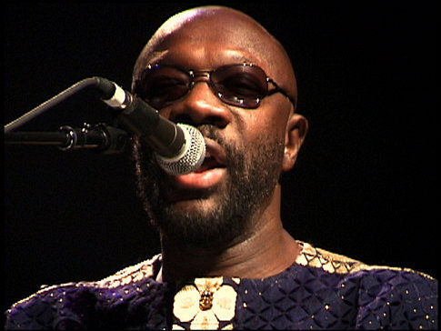 Still of Isaac Hayes in Only the Strong Survive (2002)
