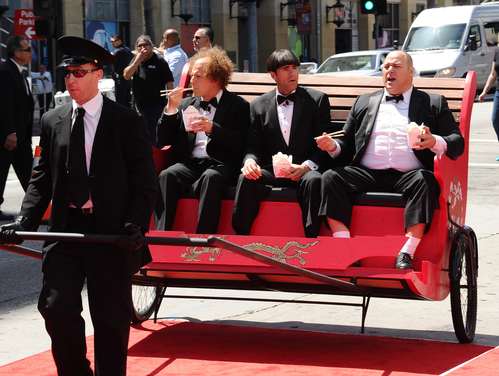 Sean Hayes, Chris Diamantopoulos and Will Sasso at event of Trys veplos (2012)