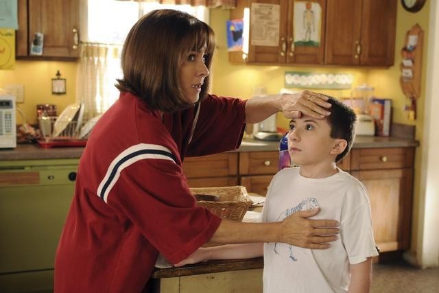 Still of Patricia Heaton and Atticus Shaffer in The Middle (2009)