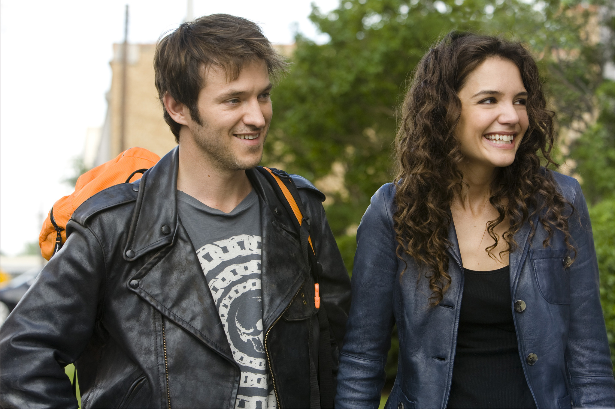 Still of Katie Holmes and Adam Rothenberg in Mad Money (2008)