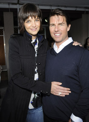 Tom Cruise and Katie Holmes at event of 2008 MTV Movie Awards (2008)