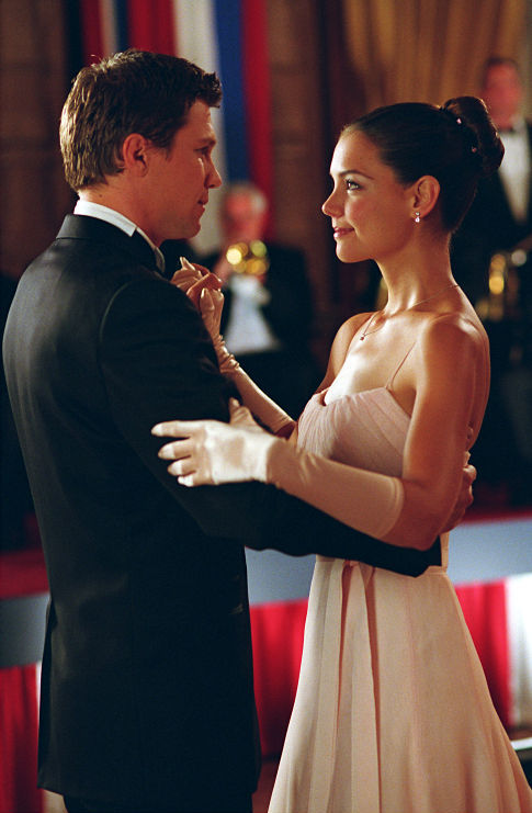 The First Daughter, Samantha, (Katie Holmes) enjoys a romantic evening with new boyfriend James (Marc Blucas).