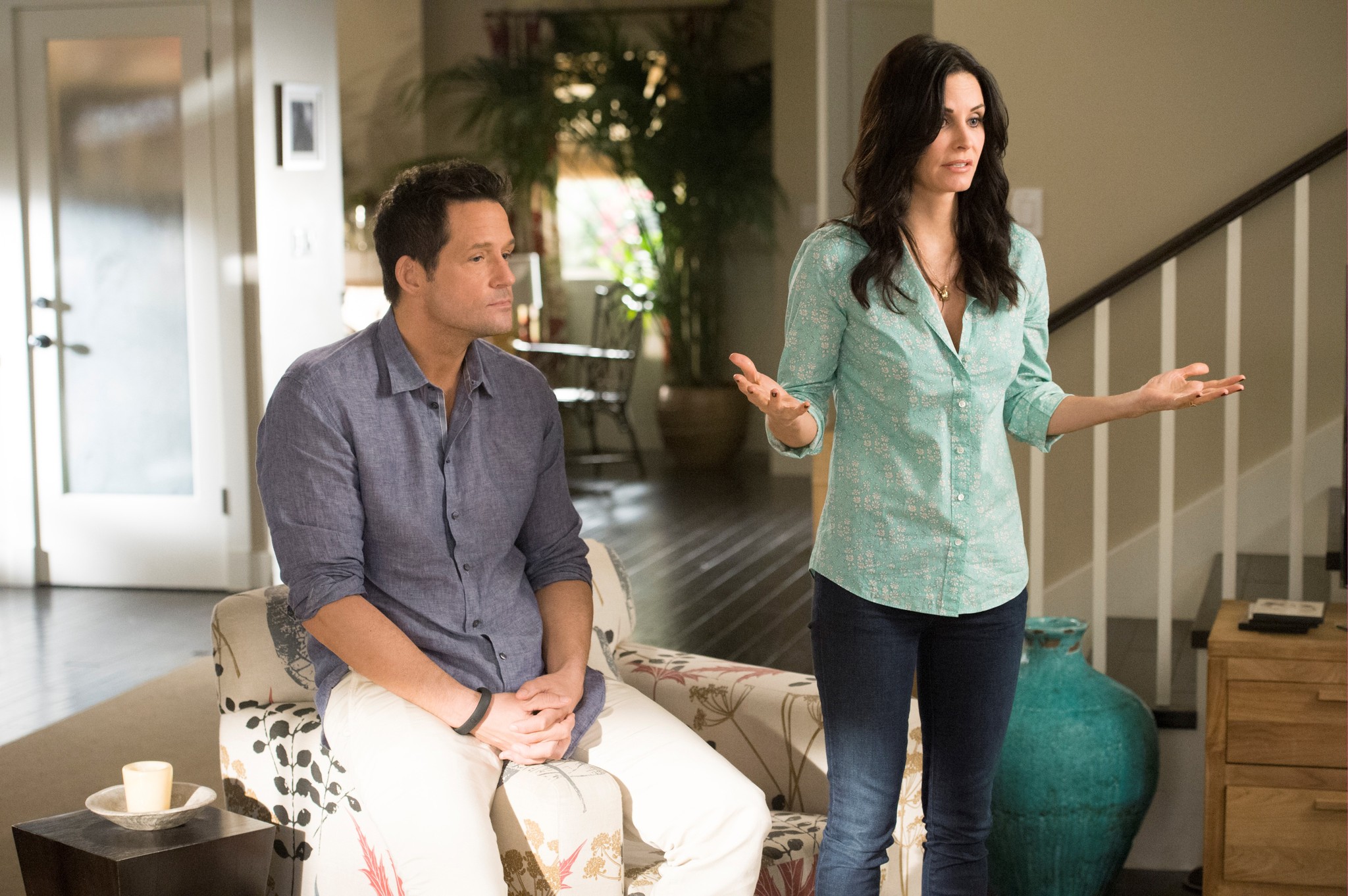 Still of Courteney Cox and Josh Hopkins in Cougar Town (2009)