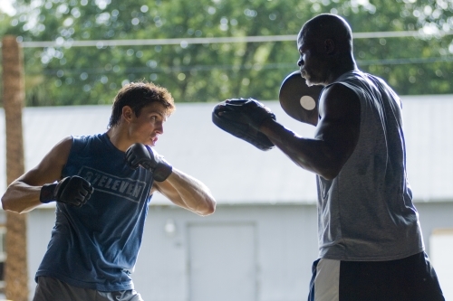 Still of Djimon Hounsou and Sean Faris in Never Back Down (2008)