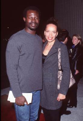 Djimon Hounsou at event of The Theory of Flight (1998)