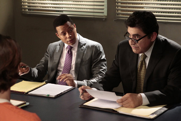 Still of Alfred Molina and Terrence Howard in Law & Order: Los Angeles (2010)