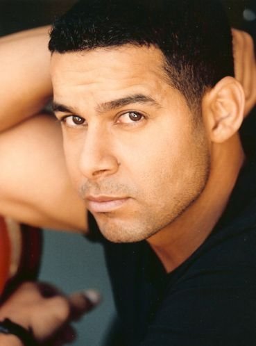 Jon Huertas