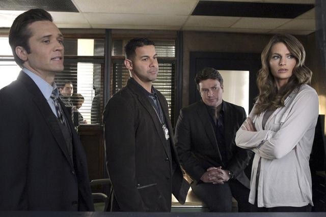 Still of Jon Huertas, Seamus Dever, Nathan Fillion and Stana Katic in Kastlas (2009)