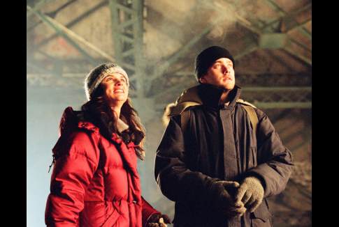 Still of Juliette Lewis and Joshua Jackson in Aurora Borealis (2005)