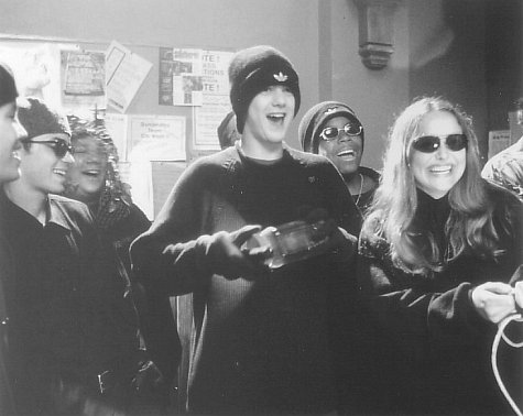 Still of Joshua Jackson, Colombe Jacobsen-Derstine and Kenan Thompson in D3: The Mighty Ducks (1996)