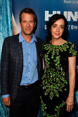 Thomas Jane and Jane Adams at event of Hung (2009)