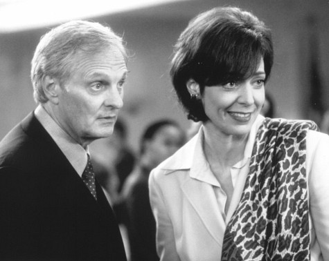 Still of Alan Alda and Allison Janney in The Object of My Affection (1998)