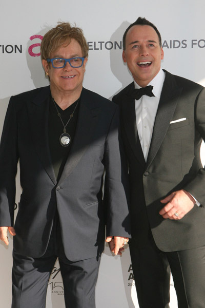 Elton John and David Furnish at event of The 82nd Annual Academy Awards (2010)