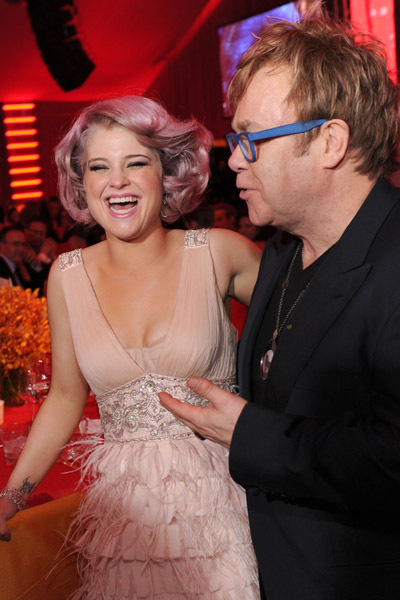 Elton John and Kelly Osbourne at event of The 82nd Annual Academy Awards (2010)