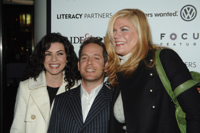 Julianna Margulies, Kristen Johnston and Tom Hollander at event of Pride & Prejudice (2005)