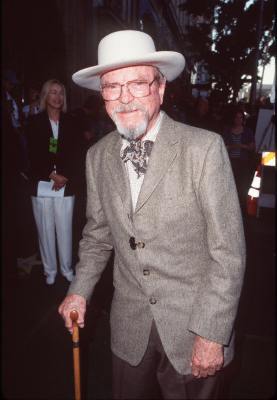 Chuck Jones at event of Is vabalu gyvenimo (1998)