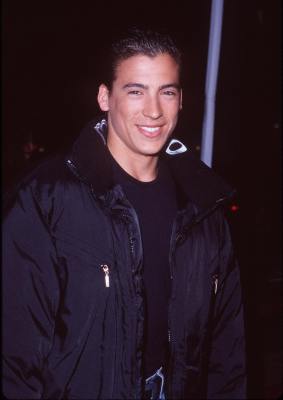 Andrew Keegan at event of Lost in Space (1998)