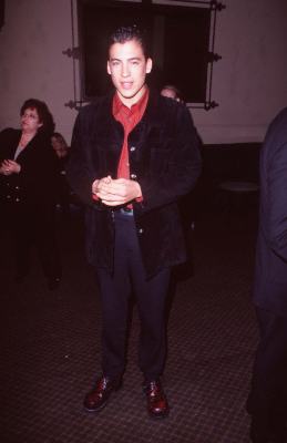 Andrew Keegan at event of Wild Things (1998)