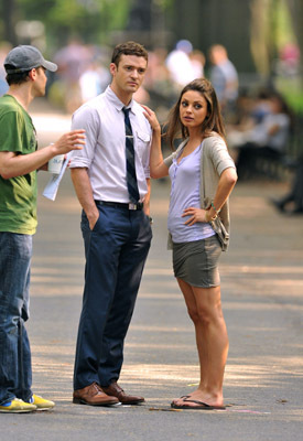 Mila Kunis and Justin Timberlake at event of Draugiskas seksas (2011)