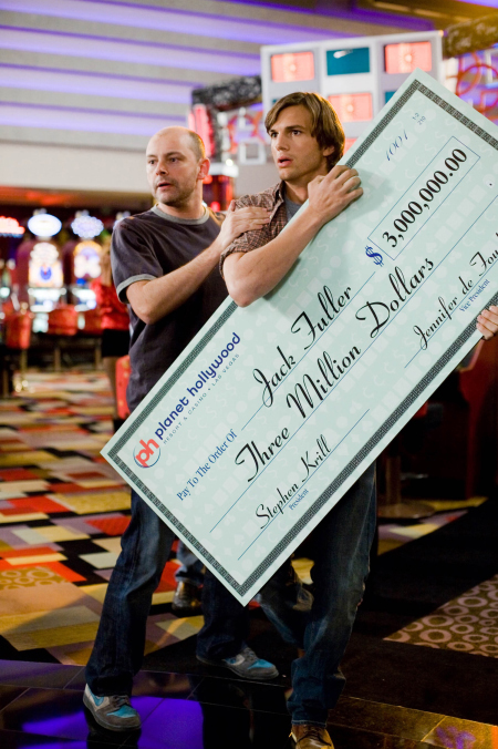 Still of Ashton Kutcher and Rob Corddry in What Happens in Vegas (2008)