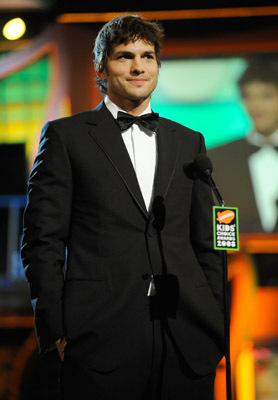Ashton Kutcher at event of Nickelodeon Kids' Choice Awards 2008 (2008)