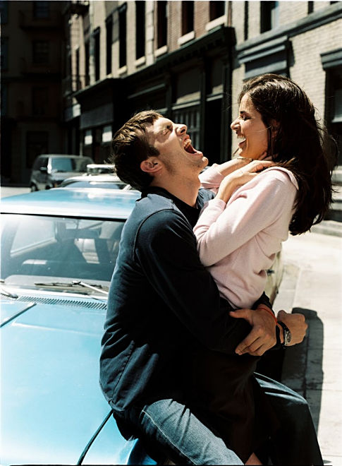 Still of Amanda Peet and Ashton Kutcher in A Lot Like Love (2005)