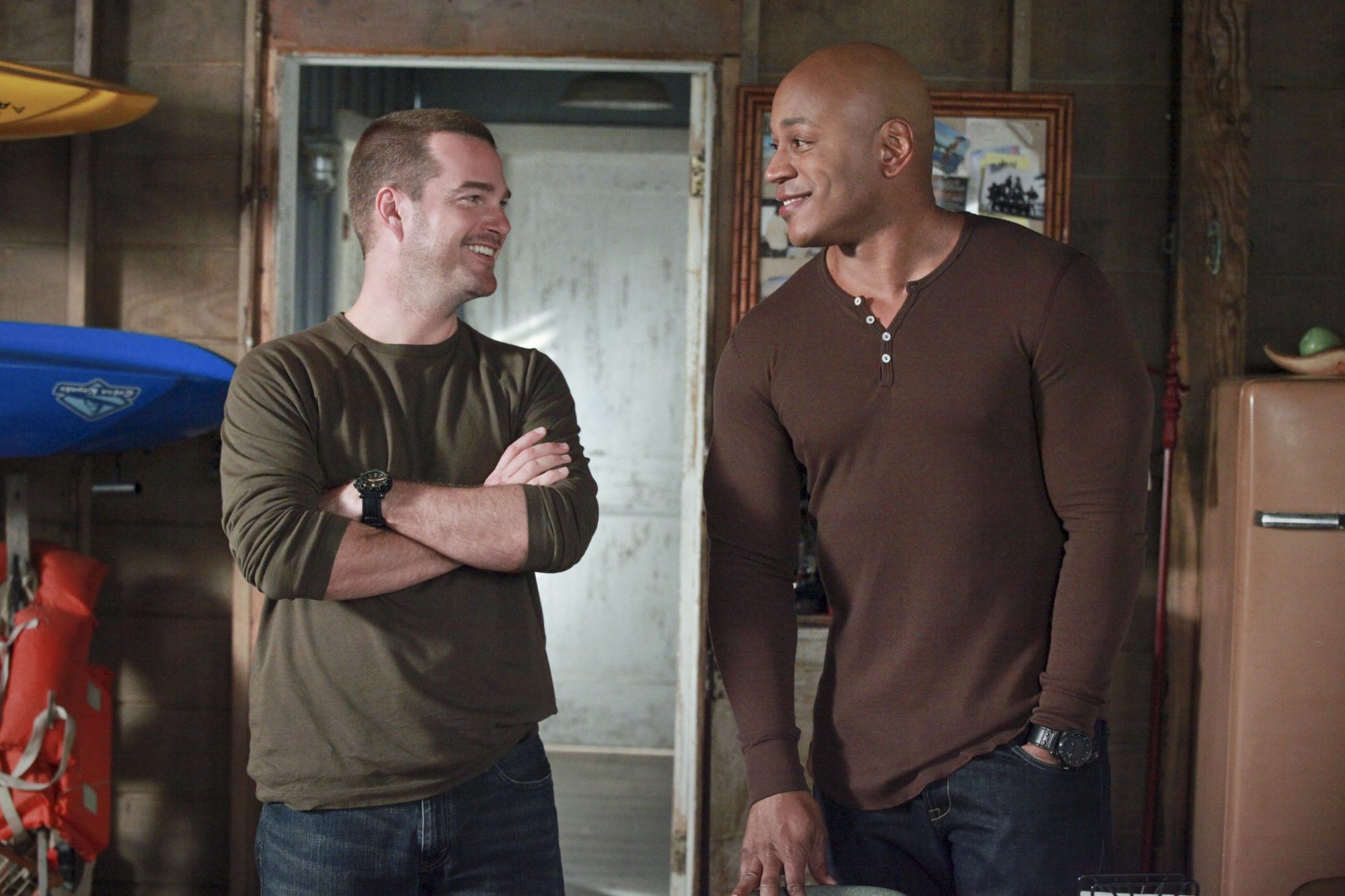 Still of Chris O'Donnell and LL Cool J in NCIS: Los Angeles (2009)