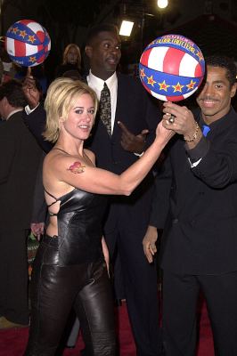 Leah Lail at event of Little Nicky (2000)