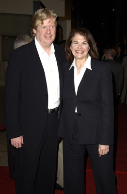 Sherry Lansing and Donald Petrie at event of How to Lose a Guy in 10 Days (2003)