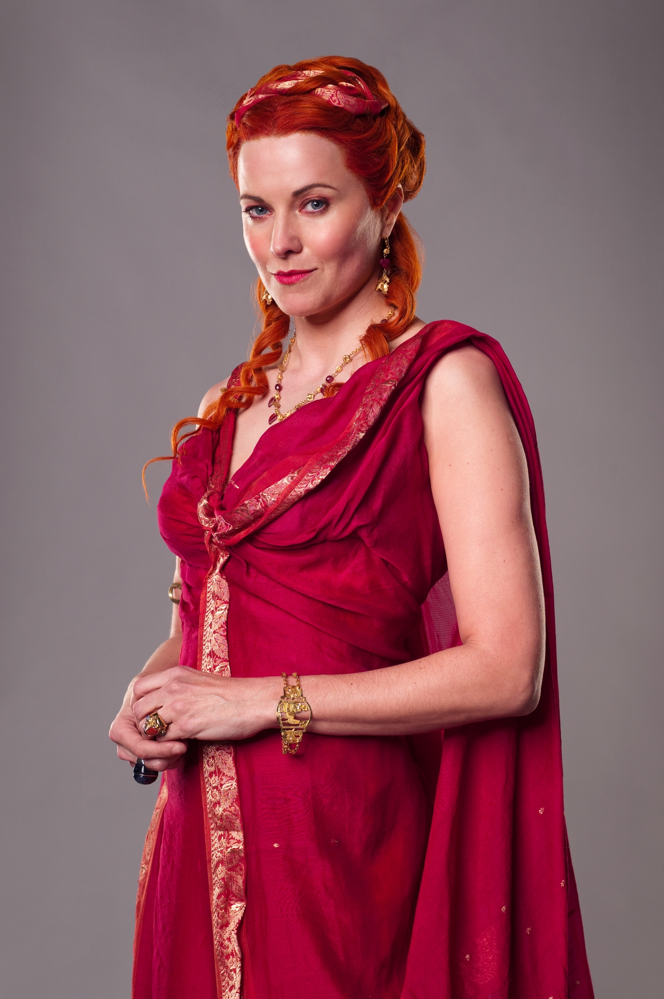 Still of Lucy Lawless in Spartacus: Blood and Sand (2010)