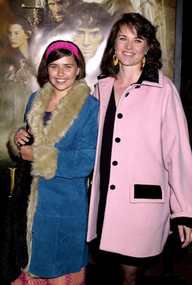 Lucy Lawless at event of Ziedu Valdovas: Ziedo brolija (2001)