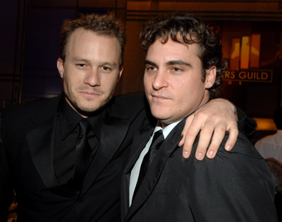 Joaquin Phoenix and Heath Ledger at event of 12th Annual Screen Actors Guild Awards (2006)