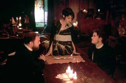 Still of Mark Addy, Heath Ledger and Shannyn Sossamon in The Order (2003)